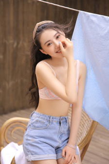 脱内衣展示LOOKBOOK